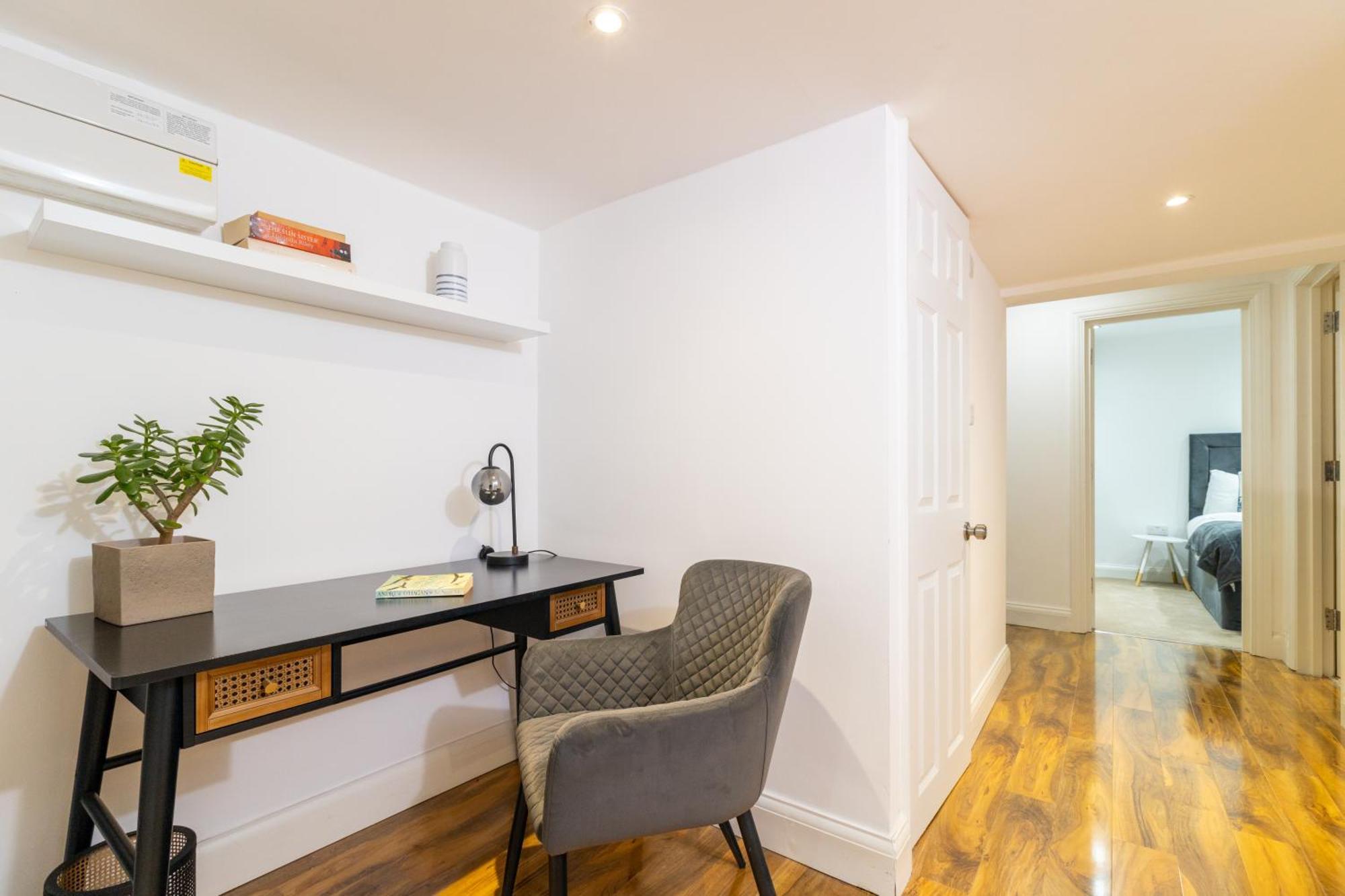 Chic 2-bedroom Retreat In The Heart Of Westminster Appartamento *