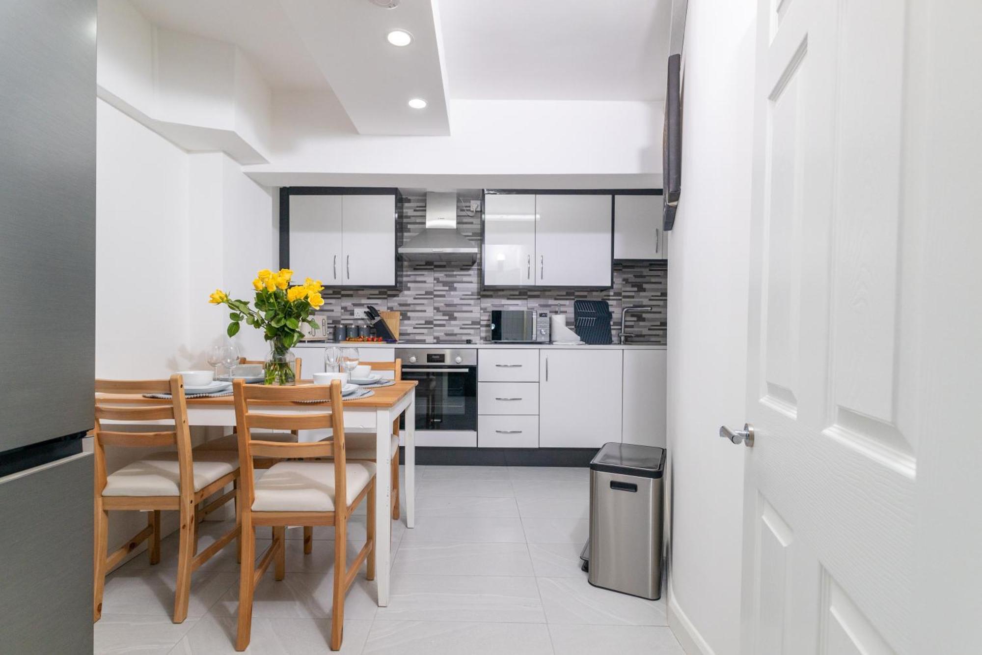 Chic 2-bedroom Retreat In The Heart Of Westminster * Londra
